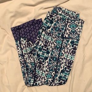 EUC Watercolor Printed Capri Leggings